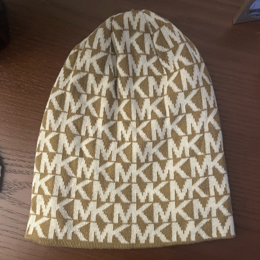 MICHAEL Michael Kors Gold and Cream Beanie